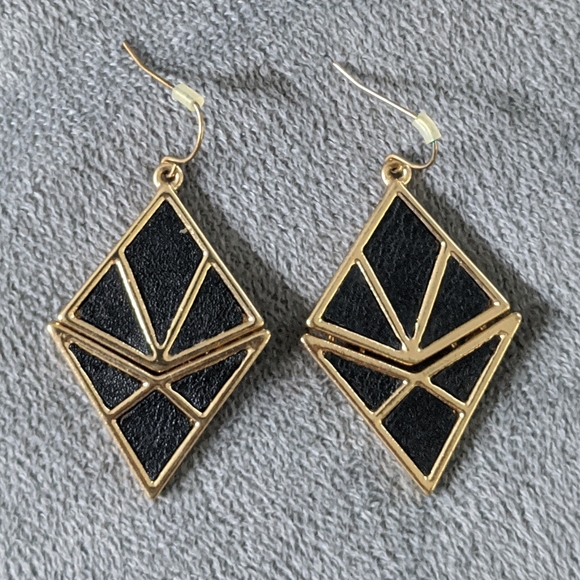 Geometric earrings - Picture 1 of 1